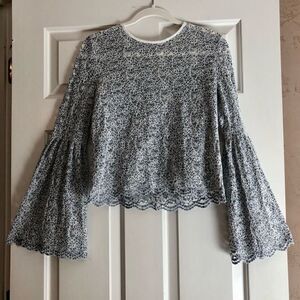 Gianni Bini Women’s Blue Lace Blouse Long Bell Sleeves Small